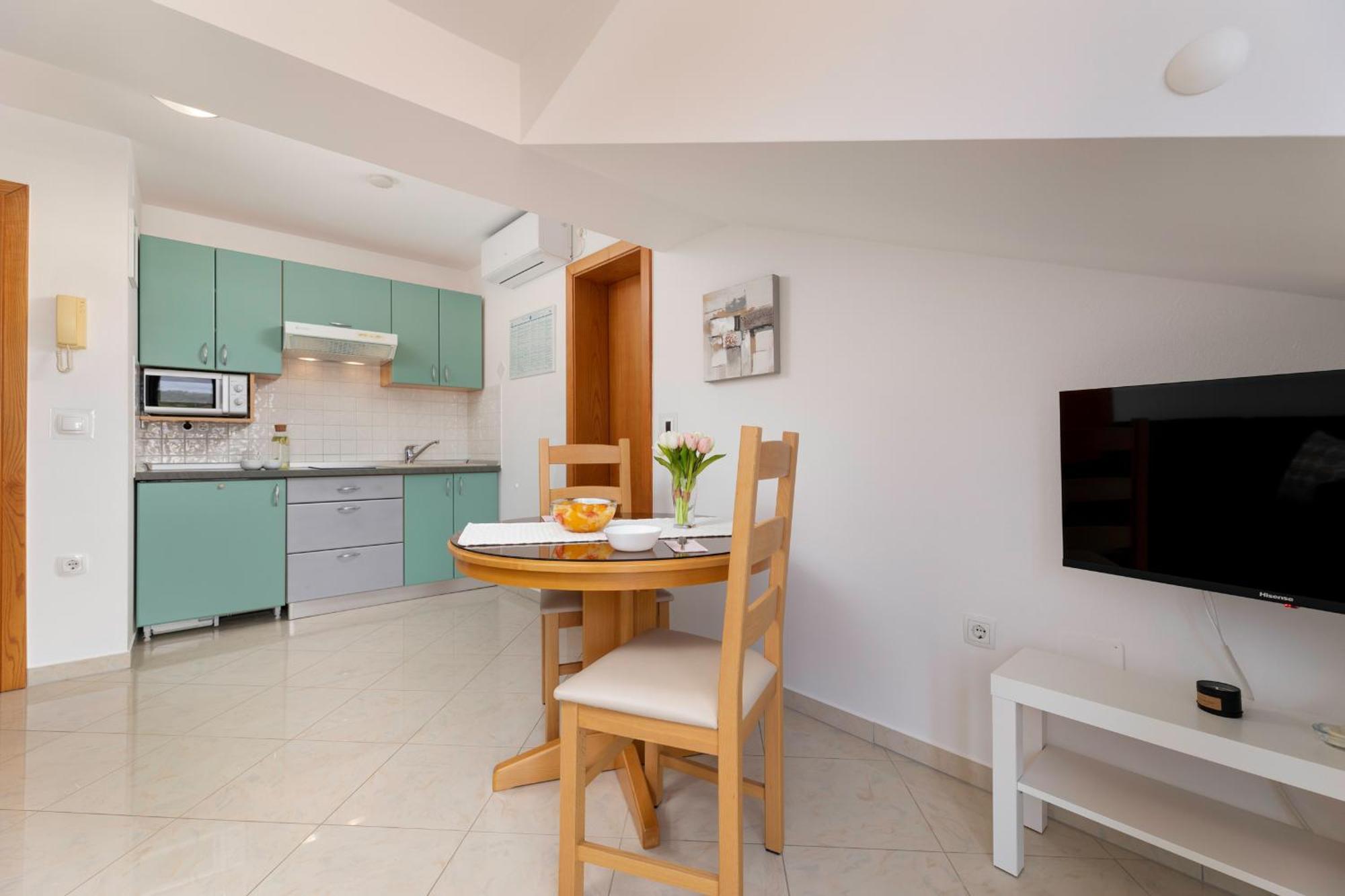 Apartments Kvarner Malinska Ngoại thất bức ảnh