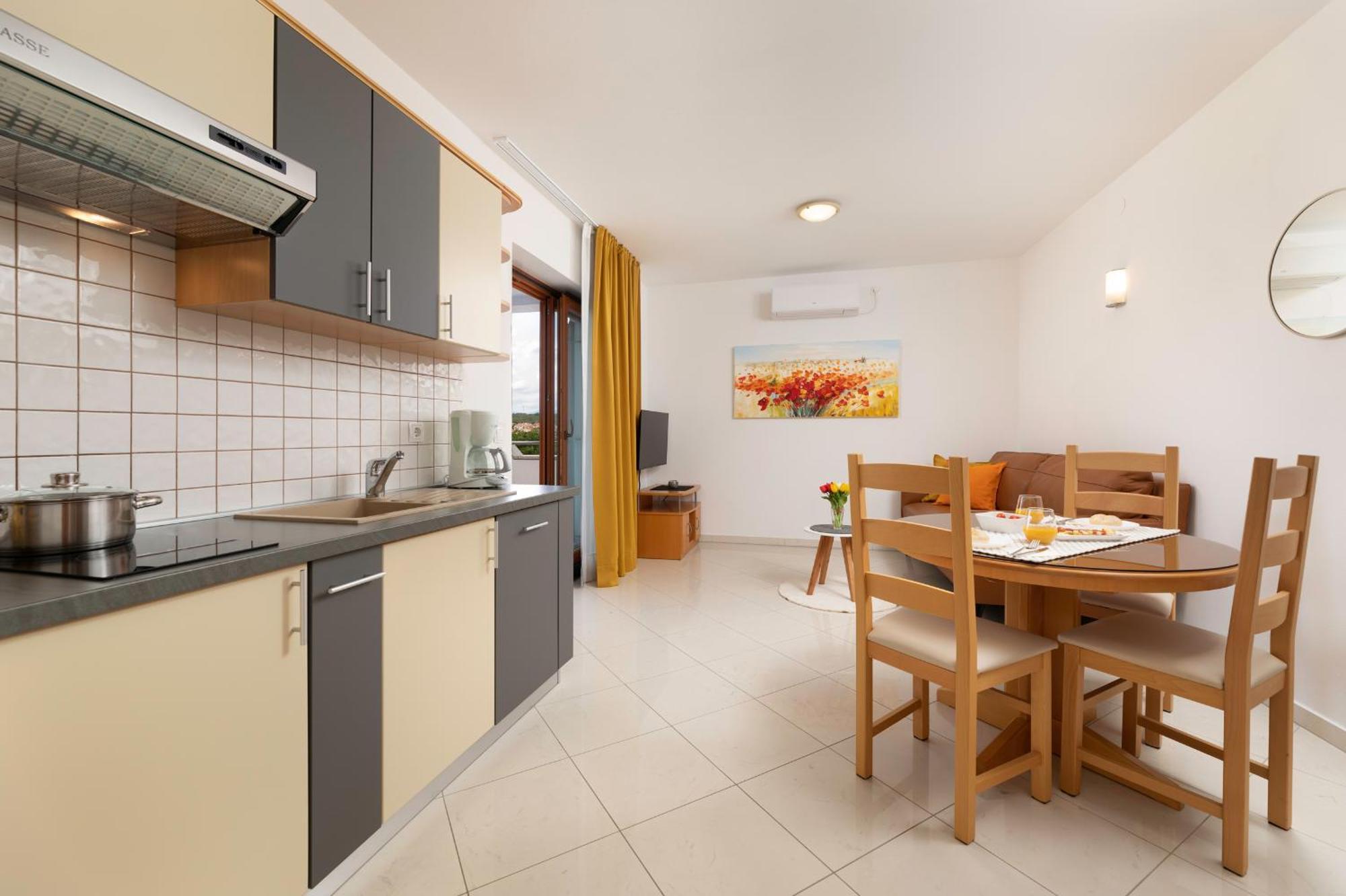 Apartments Kvarner Malinska Ngoại thất bức ảnh